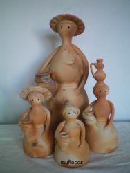 Fotografía: Muñecas de alfarería paco moveros